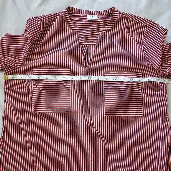 CAbi Blouse‎ Small Franklin Red Striped Top Pockets Lightweight Longsleeve - Picture 8 of 8